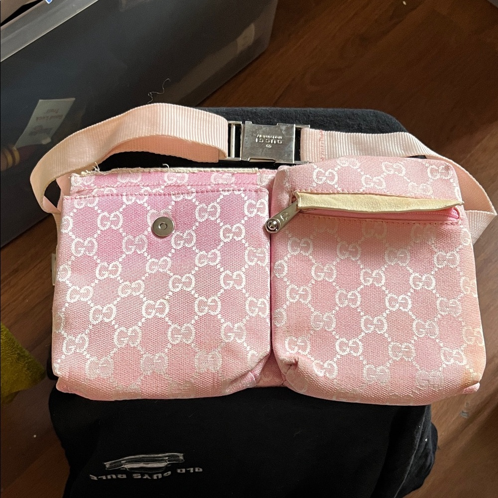 Gucci Pink Hobo Bag with White Pattern funny bag
